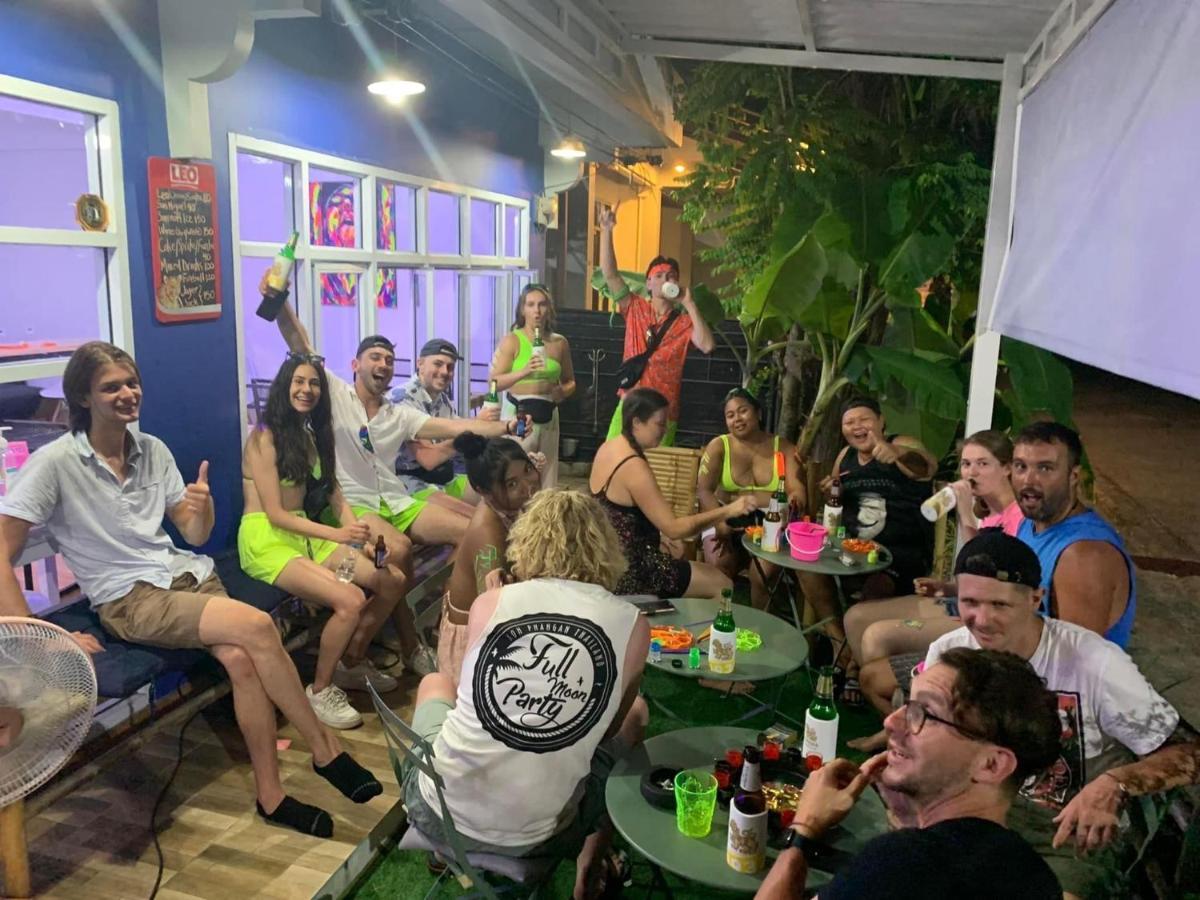 See Sea Backpackers House Baan Tai Bagian luar foto