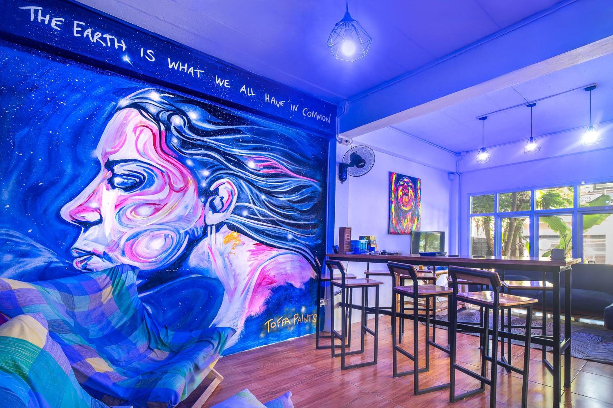 See Sea Backpackers House Baan Tai Bagian luar foto