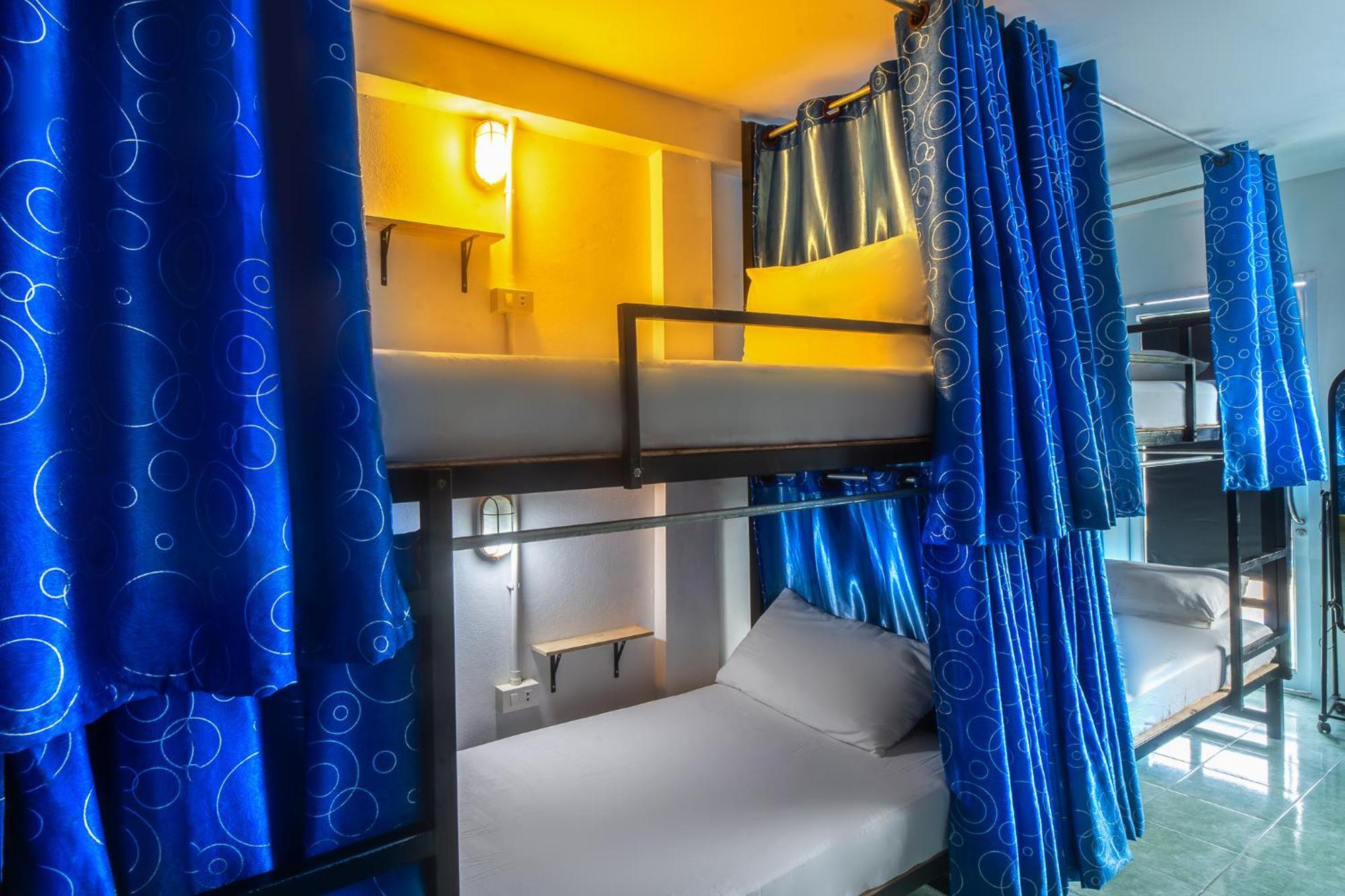 See Sea Backpackers House Baan Tai Bagian luar foto